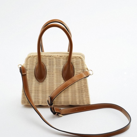 Brand New - With Tags - Sold Out fast Zara Cross Body summer bag - Picture 2 of 6